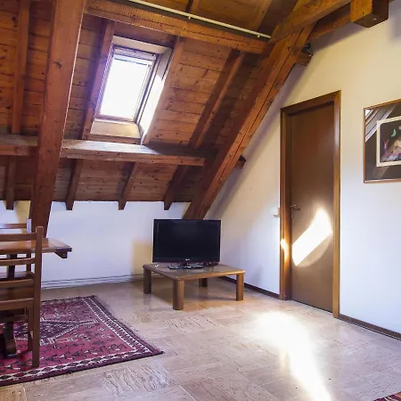 Villa Cinderella 7 Bedrooms 13 Pax