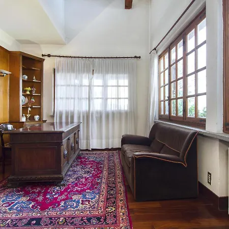 Villa Cinderella 7 Bedrooms 13 Pax Vila