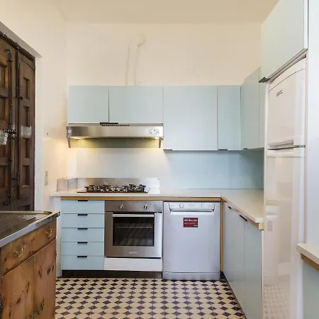 Vila Villa Cinderella 7 Bedrooms 13 Pax *