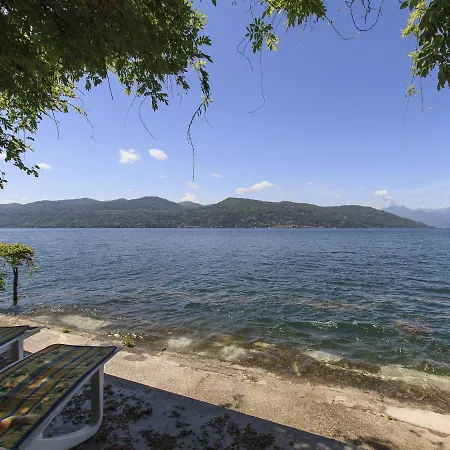 Villa Cinderella 7 Bedrooms 13 Pax Vila Ispra