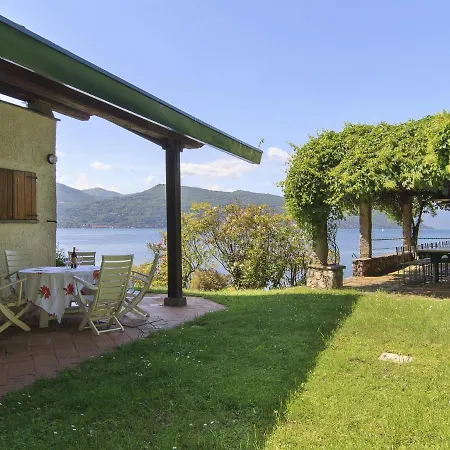 Villa Cinderella 7 Bedrooms 13 Pax Ispra